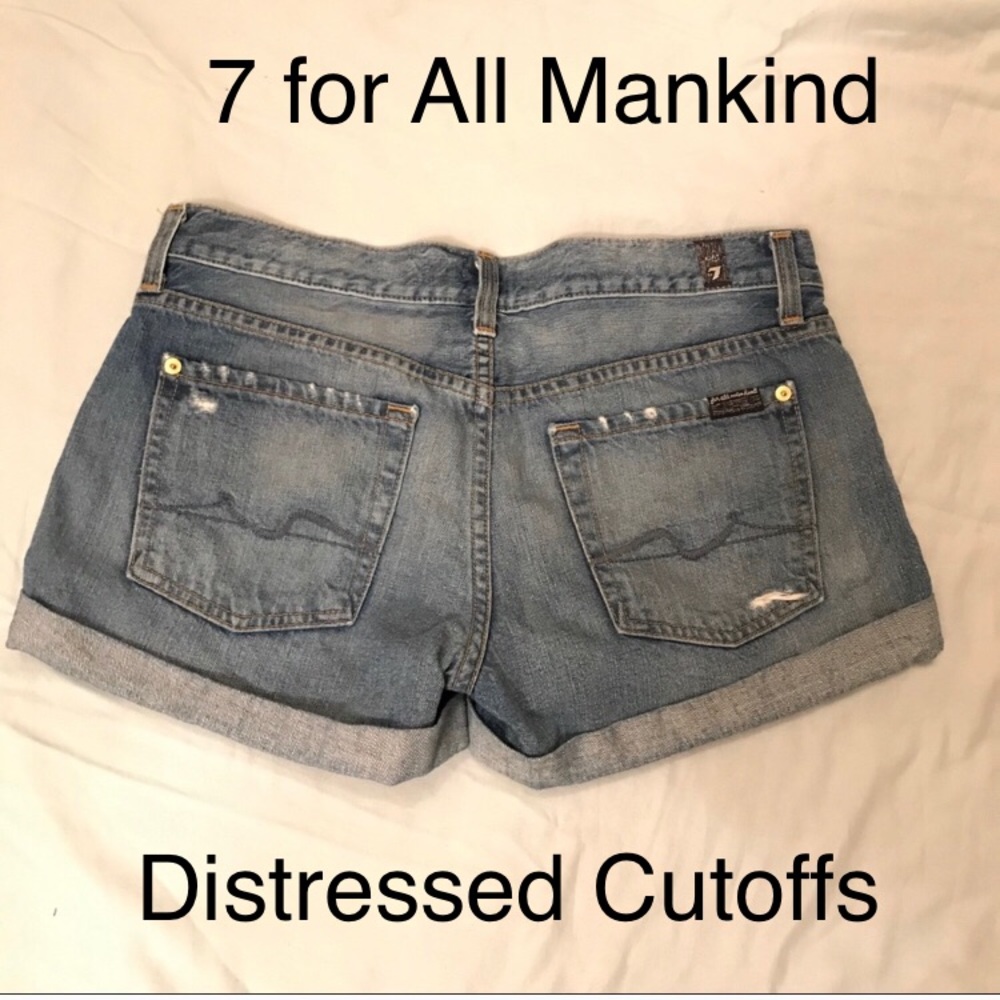 Cute Denim Shorts by 7 For all Mankind